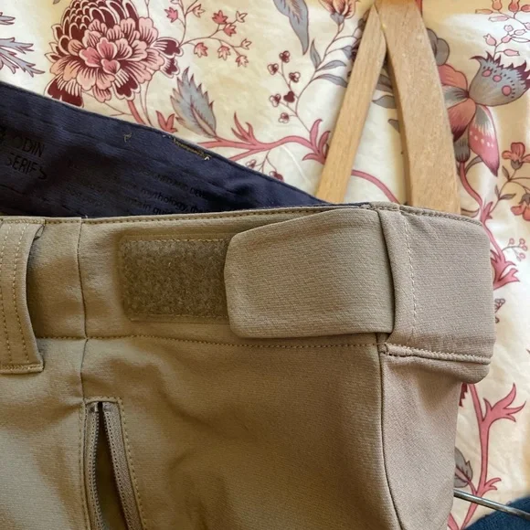 Helly Hansen Odin Series Hiking Pants - Beige, XL, EUC - Picture 7 of 10